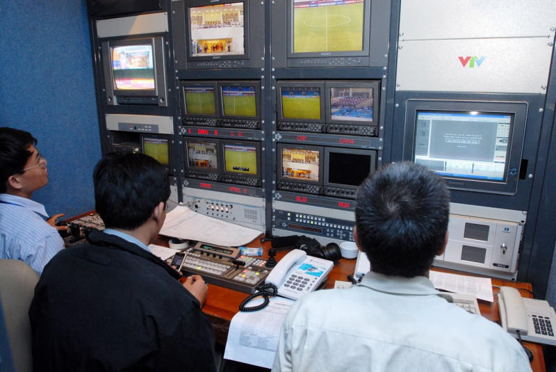 Phát spot quảng cáo dựng sẵn (Radio Ads/Radio Trailer)